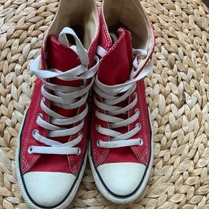Converse women’s chuck Taylor all star